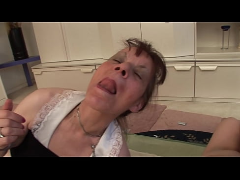 ❤️ Du avinoj kaj unu avo havas triopon Belega porno ĉe porno eo.hotpornphotos.ru ️❤