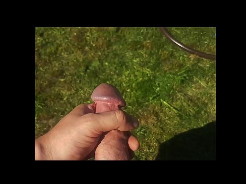 ❤️ Varma varmulo iĝas sian rozkoloran fikigon kaj ŝprucas kun ŝprucaĵo en somera ĝardeno Belega porno ĉe porno eo.hotpornphotos.ru ️❤